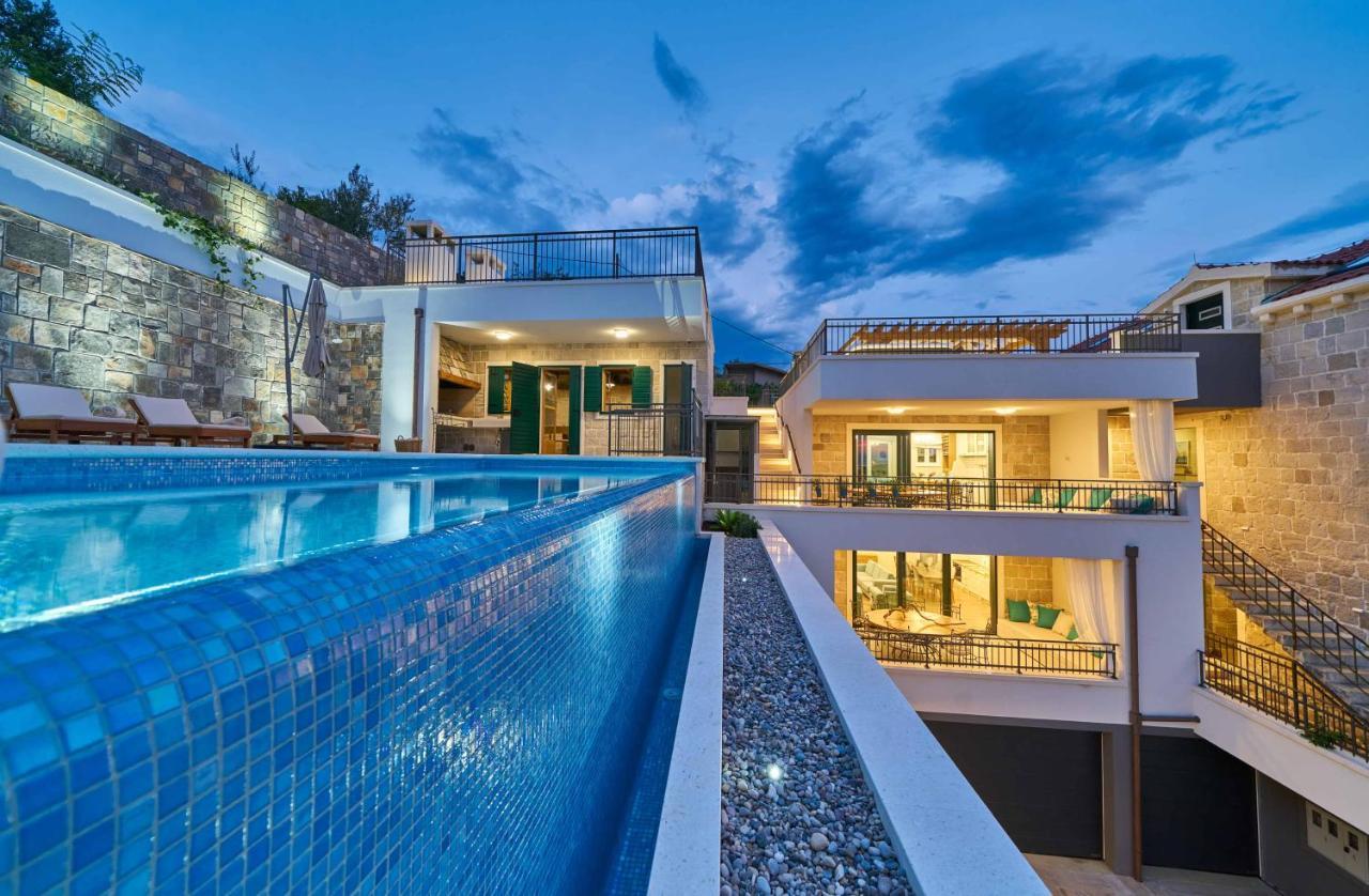 Luxury Residence Mladenka Jesenice  Zewnętrze zdjęcie